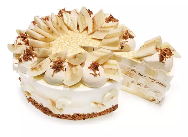 カフェコムサは毎月3日が「ミルクレープの日」！5月はＧＷのひとときにふさわしいミルクレープが登場