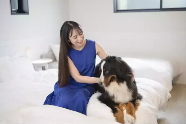 【いぬやど新掲載】滋賀県彦根市に登場、琵琶湖の風を感じながら愛犬と過ごす一棟貸切のプライベートヴィラ。優雅なラグジュアリーステイを叶える「LAKE villa CHITOSE」