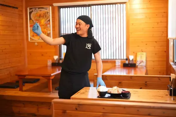 「飲食店を増やしたいわけじゃない。農業と食卓をつなぐ、ベジ家フランチャイズの挑戦「白飯を、かきこめ。」その一杯の向こうに、日本の農業の未来がある。」の画像