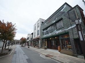 築97年の登録有形文化財をまちに賑わい生む拠点へ。三島からはじまるWhiskey&Co.の挑戦