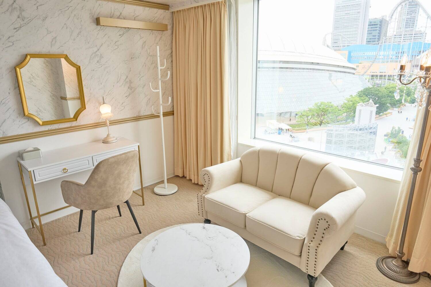 “推し活の聖地”東京ドームホテル×推し活応援メディア『Oshicoco』がコラボ！「夢の推し活ルーム」完成までの裏側