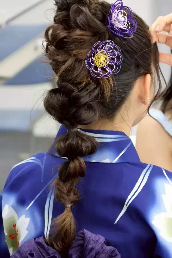 「「かわいい！」のその先へ。アイドルの浴衣着付けに込めた、着物文化と着付け師を未来へつなぐ想い」の画像