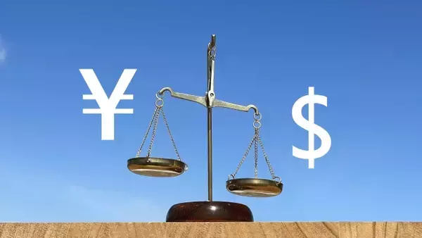 外貨建て資産運用は3割　「株」「外貨」が拮抗　「物価高と将来不安」感じるほど運用に積極的