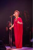 「（ライブレポート）歌手・佐々木秀実が秋のリサイタル。シャンソンの名曲から昭和歌謡まで全25曲を熱唱」の画像1