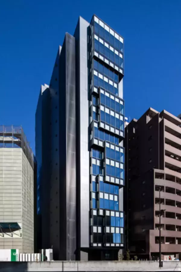 Hines、東京のオフィスと大阪の物流施設を取得