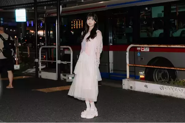 IVI Entertainment所属・白石乙華、VOGUE.comのストリートスタイル特集に掲載