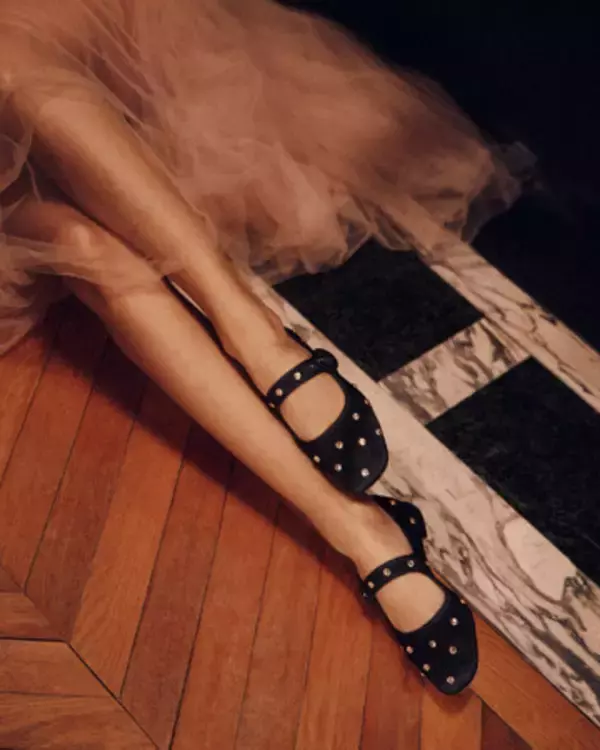 【レペット】心躍るホリデーシーズンに向け、ラインストーンを纏った特別なコレクションが登場