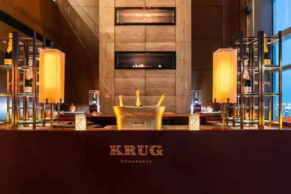 マンダリン オリエンタル 東京 センス ティーコーナーに 「Champagne Bar with Krug」が期間限定オープン