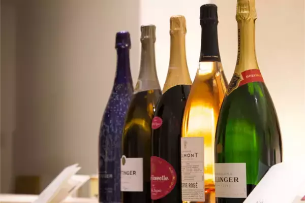 【Cuvee J2 Hôtel Osaka】「11メゾンの物語」3年目へ。開業3周年を記念したスペシャルディナーを開催