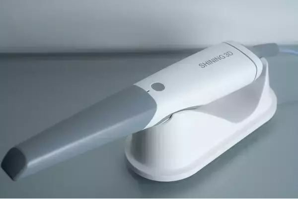 「予防のための口腔内スキャナー」をテーマに新たな使い方で歯科医院経営を強力にバックアップ！口腔内スキャナーの取扱を開始しました。