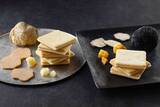 「高級食材「白トリュフ」と「黒トリュフ」を使った逸品 トリュフクッキー詰合せを【東京ミルクチーズ工場】より新発売」の画像1