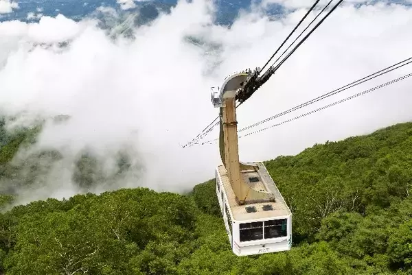 「旅行しながら夏休みの自由研究をやっつけよう！世界最大級ロープウェイのウラ側を巡る’’ウラソラテラス“「夏の自由研究」応援キャンペーンを８月限定開催！」の画像