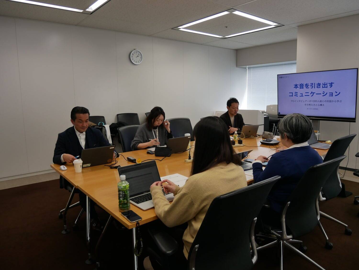 インタビュースキルが人と組織の“見えない魅力”を引き出す──キャリア20年超のプロライターが語る「聞く」ことの価値とは？