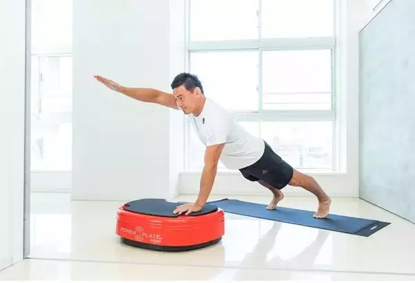 トップアスリートが活用する全身振動マシン「パワープレート(R)MOVE」が家庭用としても登場！