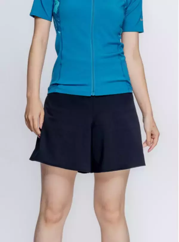 「＜NIKE SWIM＞水着を着ることへの心理的なハードルを軽減。動いてもキレイそのまま「FLARE FIT SHORTS(フレアフィットショーツ」新発売」の画像