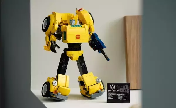 「レゴ(R)アイコン トランスフォーマー バンブルビー」2024年7月4日（木）より販売開始