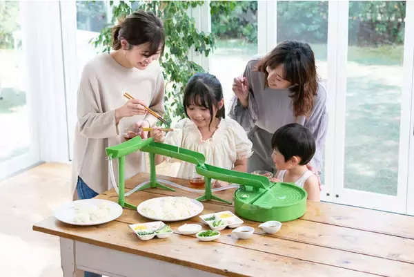 夏を涼しく！卓上やアウトドアで家族や友達と楽しもう！　ライソン、本格流しそうめん器3機種を4月1日発売