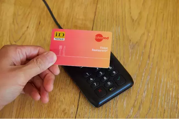 チケットレストラン、AIによるレシート解析機能「証憑スキャン」を4月1日（水）より提供開始