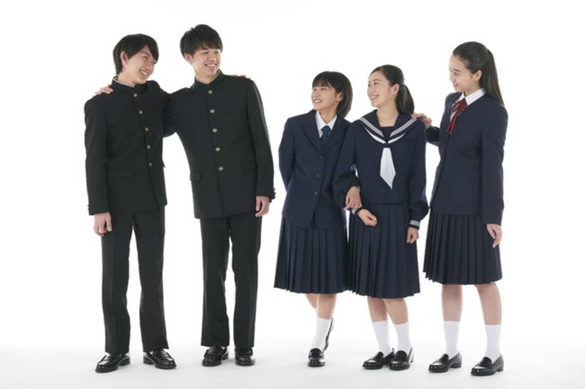 中学時代に着ていた制服タイプを10 60代の男女1 0人に調査 60代では99 が着ていた詰襟 学ラン が代では63 に 22年6月28日 エキサイトニュース 4 5