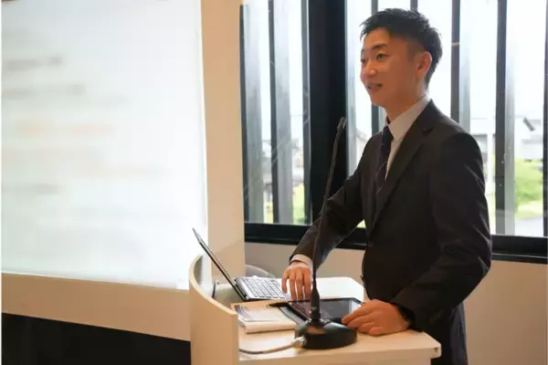 「18年前にタイムスリップして100万円を投資してみたら?」地方IT企業のITreat、若手社員向けに"お金の教養"セミナーを開催