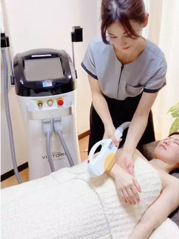 那覇市の全身脱毛無料モニターで話題の『#脱毛gram』が若者応援キャンペーン！脱毛が1年間100円で通える　