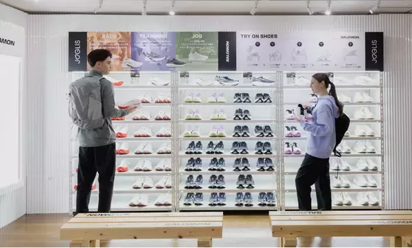 ONE BREATH、SALOMONと連携する皇居ランニングステーション「JOGLIS」にて期間限定プロジェクトをスタート。