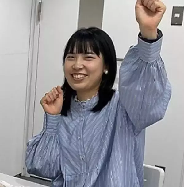 「【実写マンガ｜インナー開発室】ショーツのせいで、お尻が４つに!?」の画像