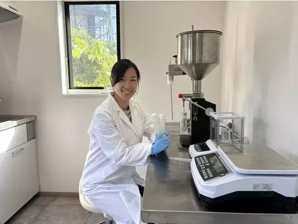 【100個から作ります】茅ヶ崎に化粧品メーカーの挑戦を“小ロット製造”で応援する工場が誕生　地元企業とのコラボ展開も見据えてクラウドファンディングを開始