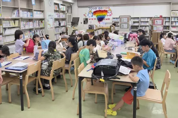 小学生の「朝の居場所づくり」モデル事業を市内の３校で開始しました。