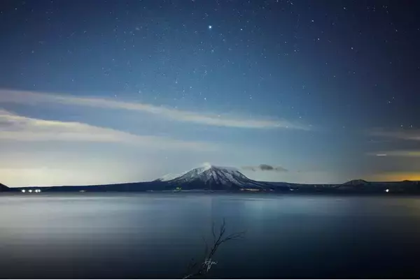 湖の青が森へ溶け出すYusaku Matsumoto写真展　第2弾「Ao no Kodomotachi」休暇村支笏湖で5月16日より開催