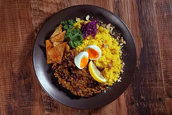 ロイヤルパインズホテル浦和『ホテル料理長が本気で作るスパイスカレー屋さん』