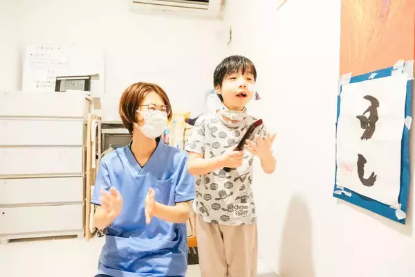 「正職員じゃなくても、看護は続けられる。小児看護・教育・災害支援を行き来する看護師の“しなやかな働き方”」の画像