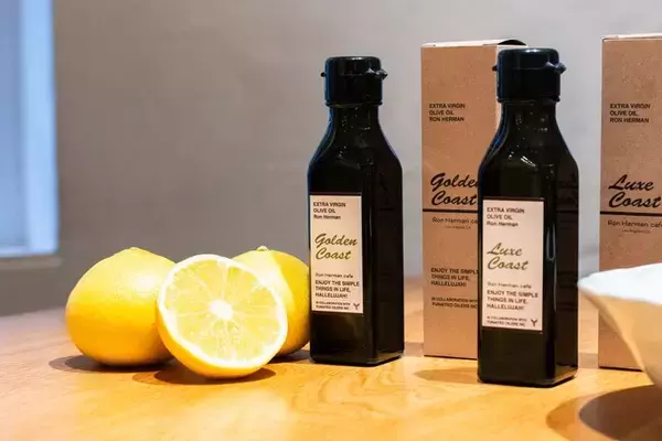 湘南の恵みから生まれた２種類のロンハーマンオリジナルオリーブオイルを発売。エメラルドケールサラダも登場。