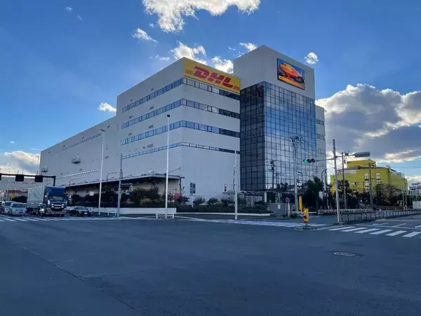 「DHL、日本市場でのさらなる成長を見据え「東京ディストリビューションセンター」の契約を更新」の画像