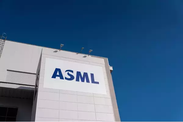 2024年第1四半期の売上高は53億ユーロ、純利益は12億ユーロ