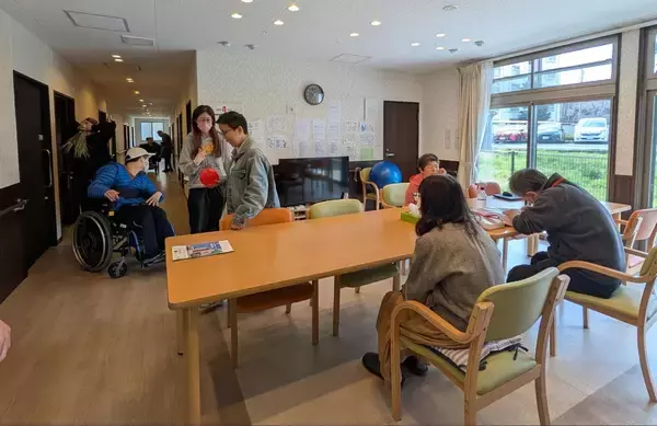 「「二度と会えなくても、あの子が安心して暮らせるなら」強度行動障害の息子を託した母の決断。グループホームと重度訪問介護の併用が実現した地域移行の実例」の画像