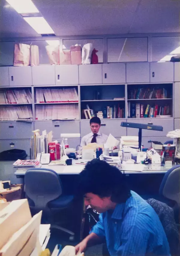 「ファッション誌『STORY』の表紙モデルに、いま〝エビちゃん〟こと蛯原友里を起用する理由とは」の画像