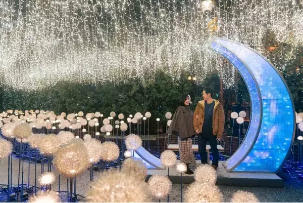 「北海道No.1イルミネーションを舞台に、宮の森フランセス教会が30周年で「プロカメラマンによるナイトフォト撮影会」を初開催」の画像