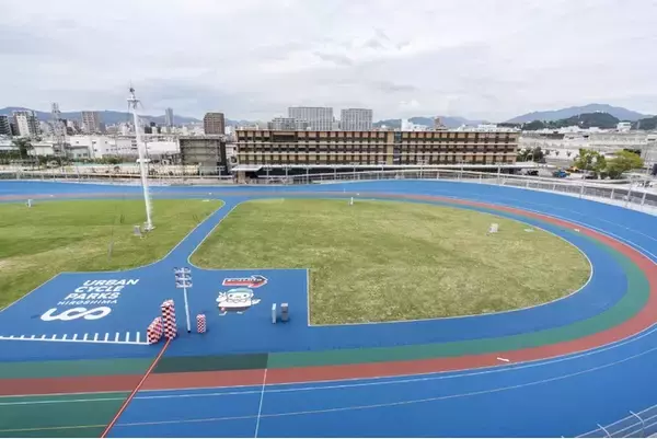 競輪とアーバンサイクルスポーツが融合する複合施設「アーバンサイクルパークス広島」の新バンク・選手宿舎兼ホテル棟が令和７(2025)年11月28日(金)に竣工