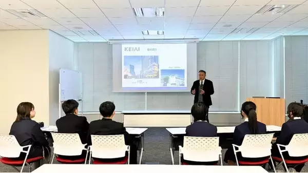 福山市立大成館中学校の修学旅行生を対象に「キャリア教育」を実施