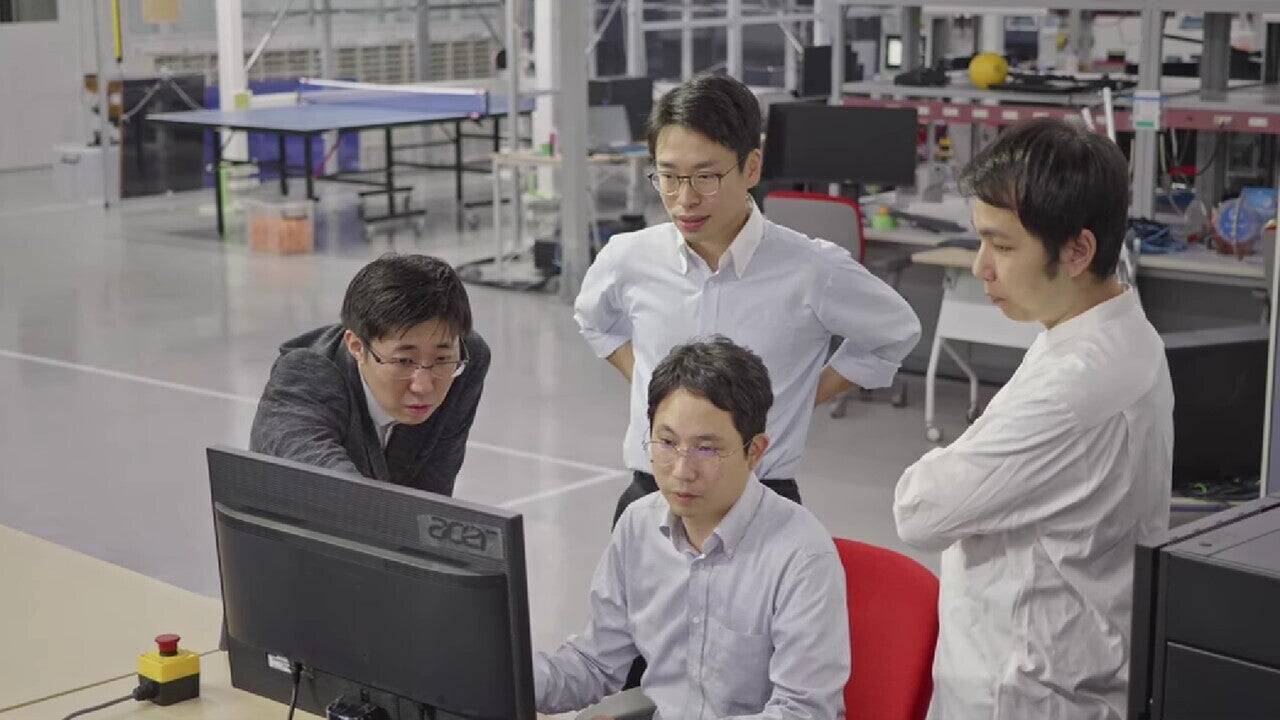 オムロンのコア技術の象徴 卓球ロボット「フォルフェウス（FORPHEUS）」　～未来を創る、技術者たちの挑戦～
