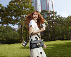 コーチ、Spring 2026 キャンペーン "Explore Your Story（あなたの物語を描こう）" を発表