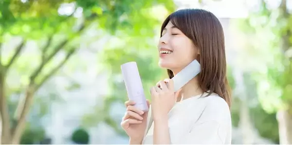 ピーコック魔法瓶 昨年大ヒットの携帯保冷氷のう「アイスパック」シリーズ、主力の「ミニアイスパック」がトレンドカラー「パープル」を加えてリニューアル！