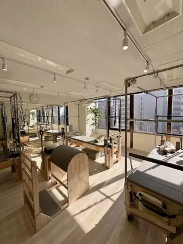 「【目黒】＼11/24 NEW OPEN／整体×ピラティスで1度で効果を実感◎女性専用のパーソナルピラティススタジオが目黒に新規オープン！」の画像