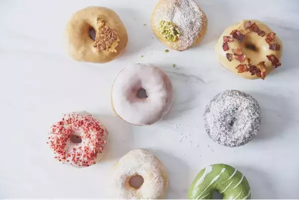 昨年25周年を迎えたブーランジェリー「Le Petit Mec」が、ブランド初となるドーナツセレクション「 Le Petit Mec DONUT」を、1月22日(月)より、大阪 心斎橋店で発売開始