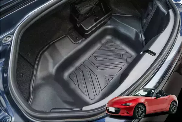 【新発売】洗車道具や工具でトランクが傷だらけ…悩めるロードスター乗りに贈る専用「3Dトランクマット」が新登場！