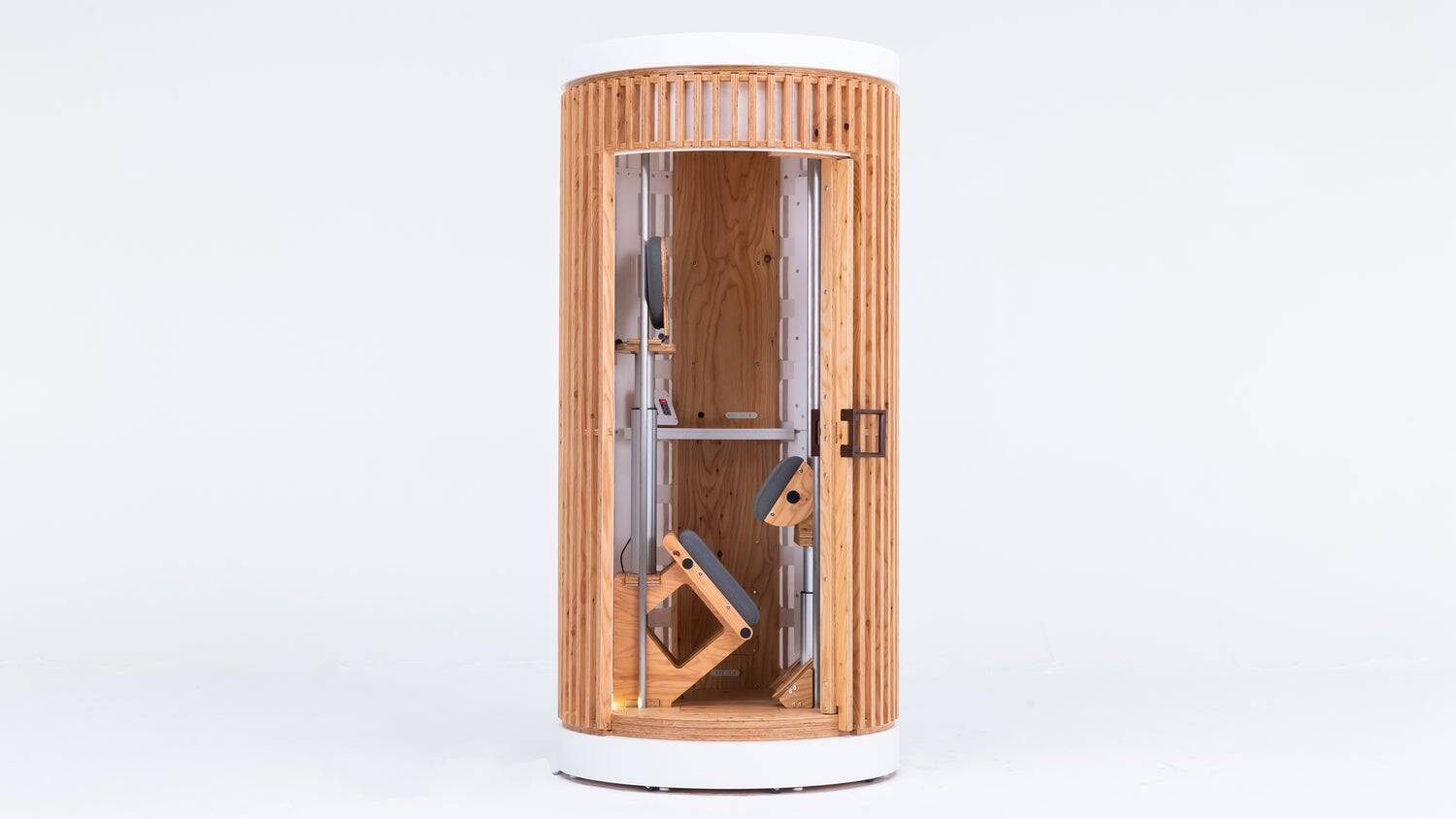 仮眠の文化を日本へ！世界初となる“立ち寝”仮眠ボックス「giraffenap」の開発秘話と広葉樹合板株式会社の新たな挑戦