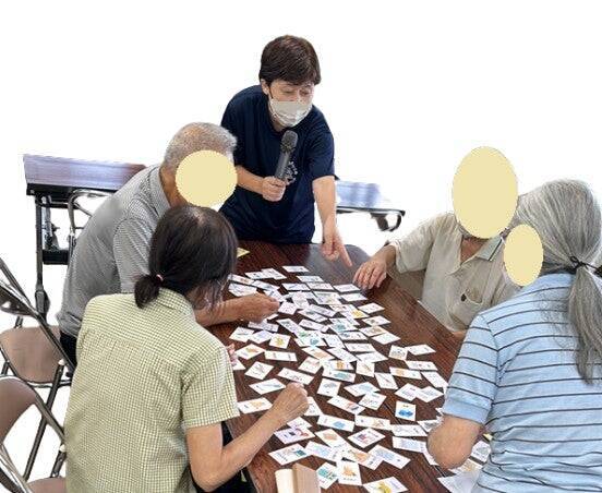 産業看護師が企業の応急処置力を高める研修プログラムを立ち上げ。救急車が来るまでにできる応急処置法を楽しく学ぶカードゲーム「ナースdeナイス」開発秘話