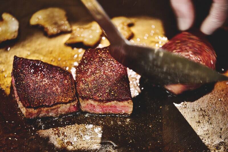 2023年3月10日（金）東京ミッドタウン八重洲に“最高級和牛×海鮮”鉄板焼きの新店舗「加藤牛肉店　小川のうに」がオープン！