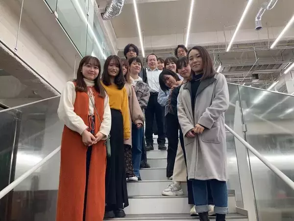 テーマは「新春」学生によるデザインアイデアで伊勢丹新宿店本館地下のショーウインドウを彩る~東洋大学×伊勢丹新宿店との産学協同プロジェクト~